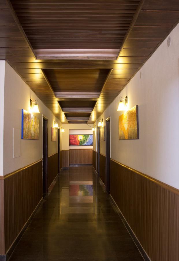 One Earth Royale Boutique Hotel Mussoorie Exterior foto